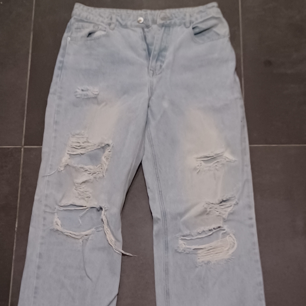 SHEIN- Blue Flare Wide Leg Jeans with Distressed Details